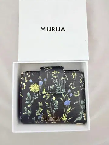 MURUA 플라워 프린트 접이식 지갑 (새상품 보관)