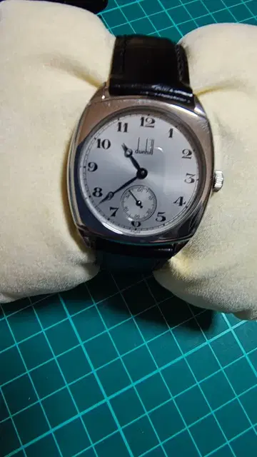 던힐 수동 와인딩 손목시계 센테너리