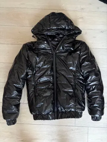 다운 자켓 블랙 짧은 기장