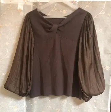 새상품급 로즈 티아라 리본 리버서블 니트 다크 브라운 빅 사이즈 46