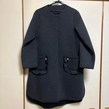 neige 다크 그레이 프릴 코트