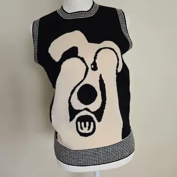 강아지 모티브 슬리브리스 니트 베스트