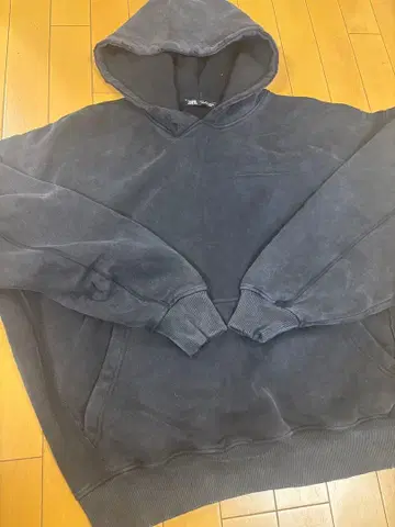 ZARA 블랙 후드 부착 후드티