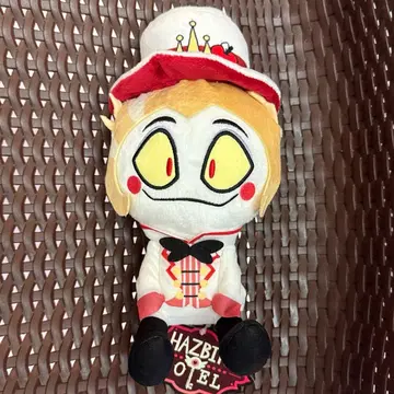 11 해즈빈 호텔 앉은 봉제 인형 라운드원 한정판 루시퍼