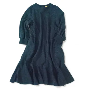 어반 리서치 F by ROSSO 차콜 그레이 밑단 플레어 원피스