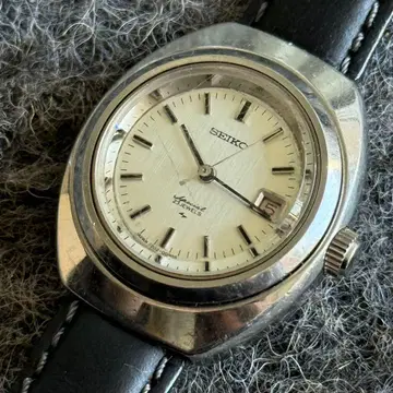 작동 세이코 2202-0080 수동 와인딩 데이트 여성용 손목시계