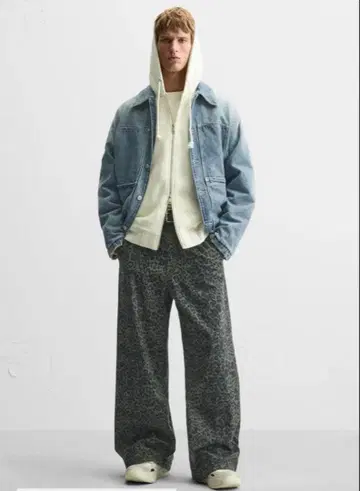 [레어] ZARA 애니멀 프린트 릴랙스핏 팬츠