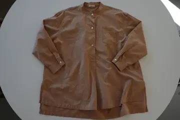 HAU 클래스카 블라우스