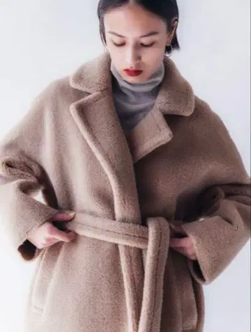 미사용품 가격 인하! 스터링 루어 페이크 무스탕 코트 size1