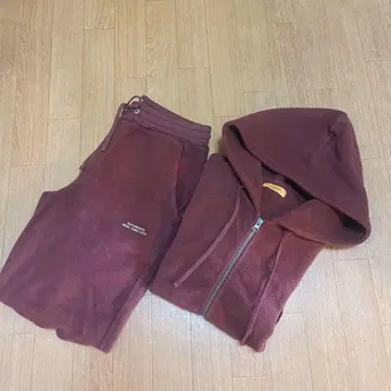 새터데이 서프 뉴욕 맨투맨 셋업