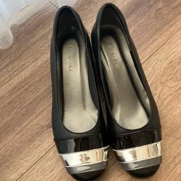 HILL AVENUE 블랙 웨지 펌프스