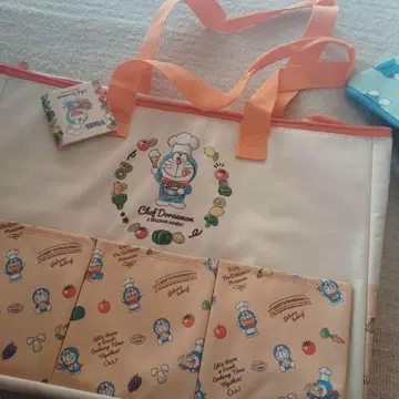 도라에몽 셰프 디자인 보냉 토트백