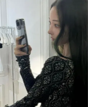 melt the lady royal pattern tops