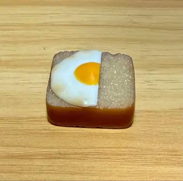 지브리파크 한정판 천공의 성 라퓨타 계란 프라이 빵 오리지널 음식 마그넷