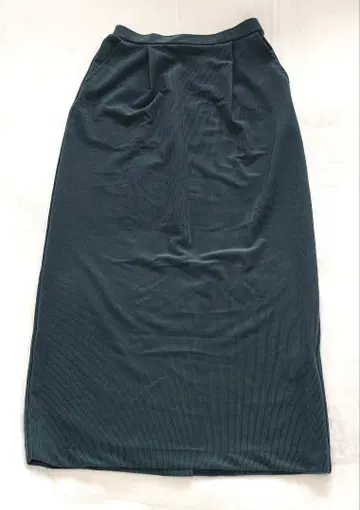 CYNICAL 시니컬 턱 들어간 리브 타이트 스커트