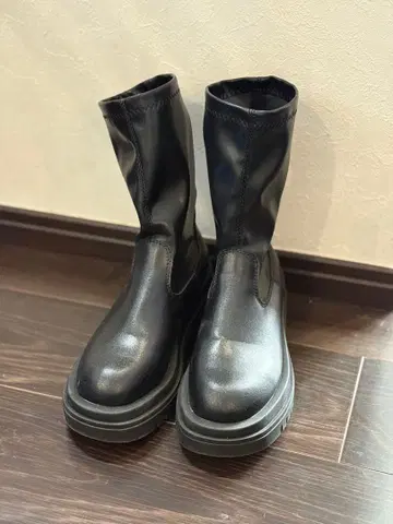 블랙 사이드 고어 부츠 통굽