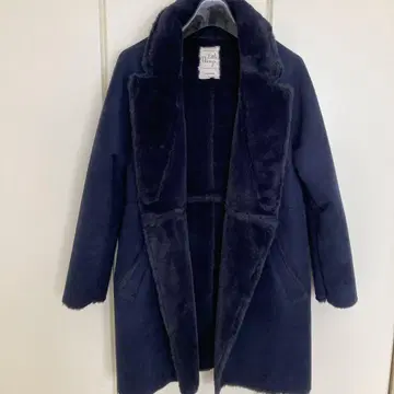 [ 미사용품 ] 스튜디오 클립 무스탕 코트 네이비