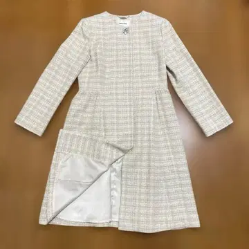 새상품급 레스 빠세 트위드 노카라 A라인 코트