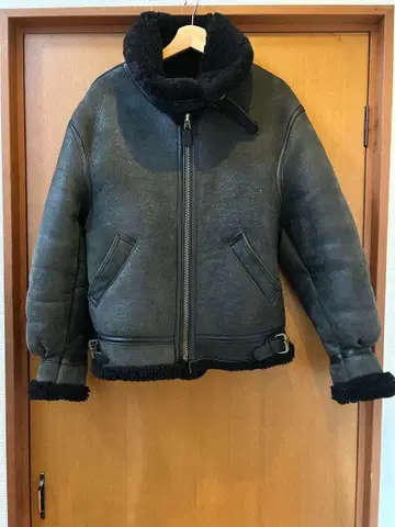 AVIREX 무스탕 B-3 가죽 자켓 38 플라이트 자켓 블랙