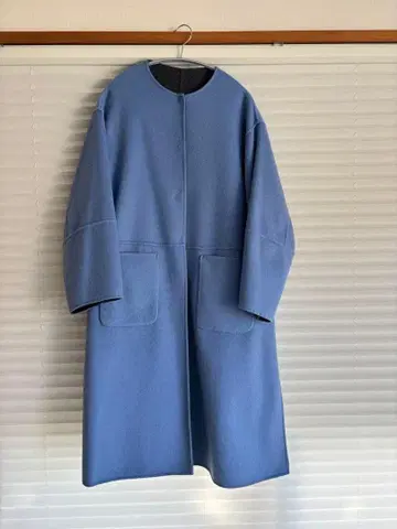 새상품급! 베이스 재고 블렌드 리버서블 코트