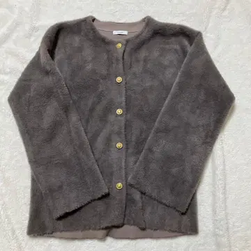 COHINA 코히나 노카라 페더 니트 자켓 차콜 골드 버튼