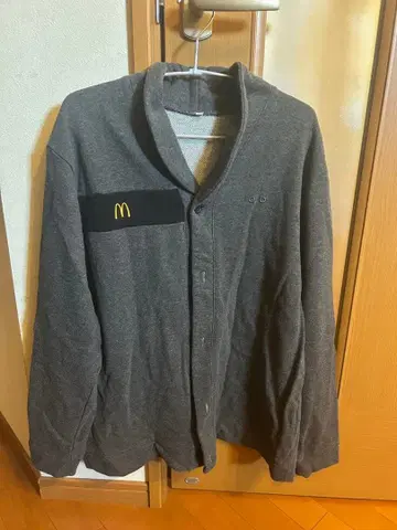 맥도날드 가디건 유니폼
