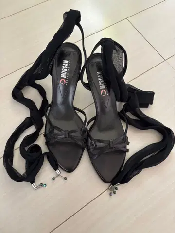 NORGAN 블랙 하이힐 36