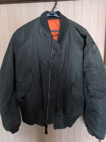 MA-1 플라이트 자켓 올리브 그린