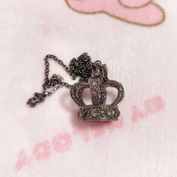 수요일의 앨리스 실버 그레이 크라운 왕관 목걸이 대