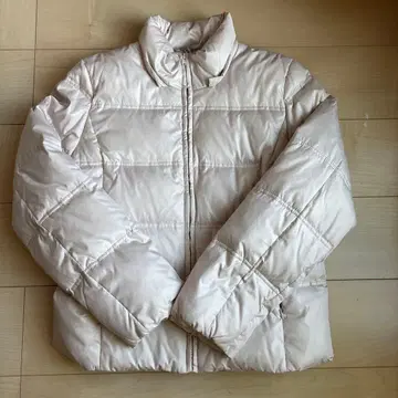 화이트 퀼팅 다운 자켓 M 사이즈