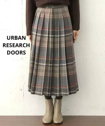새상품급 어반 리서치 도어스 워셔블 체크 플리츠 롱 스커트