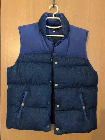 새상품급 WTW 다운 베스트 인디고