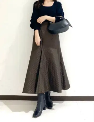 [ Rouge vif la cle ] 퀼트 자카드 플레어 스커트