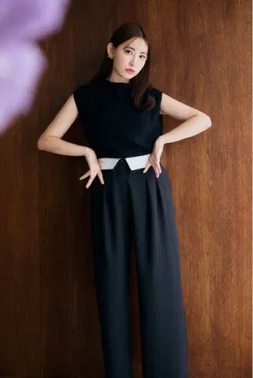 Her lip to Open Back Knit Top