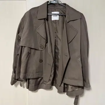 GYDA 트렌치코트