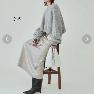 yae 롱 슬리브 샤기 니트 그레이