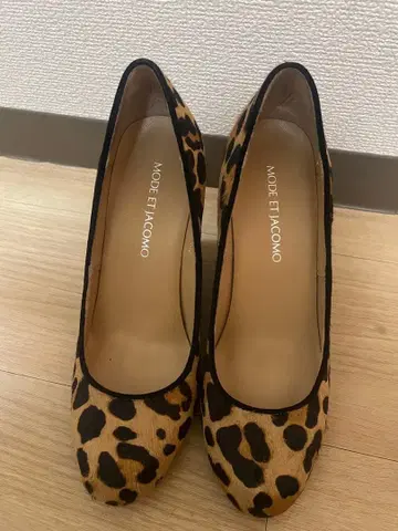 MODE ET JACOMO 레오파드 무늬 웨지 힐 펌프스 10cm 힐