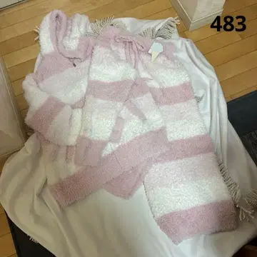 택 포함 미사용 새상품 젤라토 피케 플리스 후드 부착 룸웨어 핑크 화이트