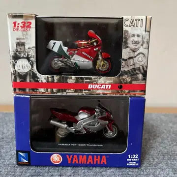 Ducati & Yamaha 1:32 다이캐스트 모델