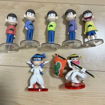 오소마츠 6쌍둥이 월드 컬렉터블 피규어 묶음 판매