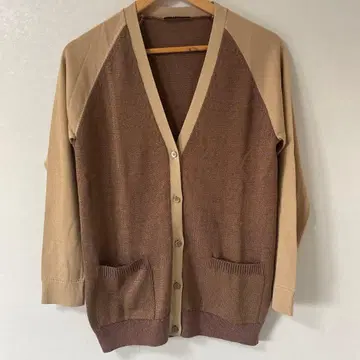 아쿠아 스큐텀 ( Aquascutum ) 가디건