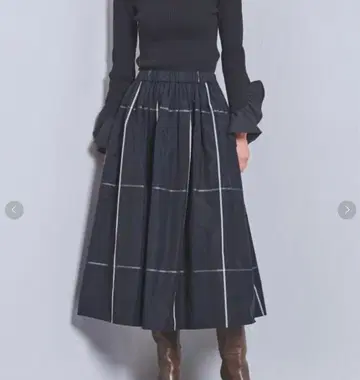 유나이티드 애로우즈 타프타 개더 스커트