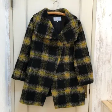 울 혼방 체스터 코트 블랙 옐로우 컬러 체크