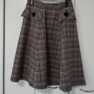 M'S GRACY 체크 무늬 플레어 스커트 40