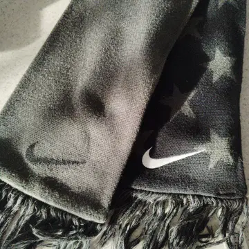 Nike 별 패턴 머플러 프리 사이즈 그레이/블랙