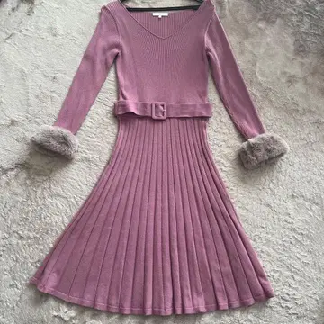 소매 퍼 니트 원피스