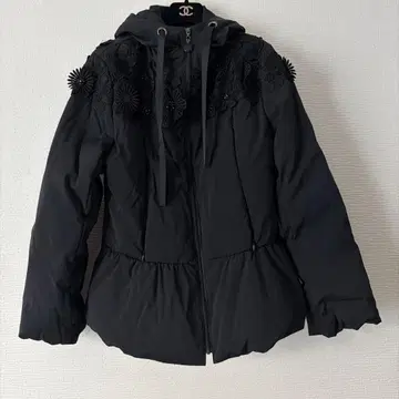 슈퍼 뷰티 꽃 무늬 자수 후드 부착 다운 자켓 size 42