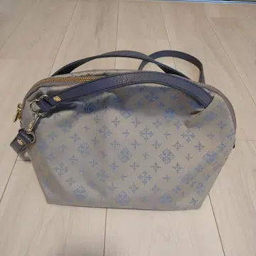 로고 베이지 숄더백