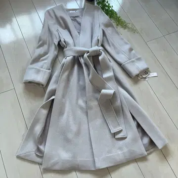 정가 41,000엔 택 포함 새상품 soeur7 울 노카라 코트 베이지