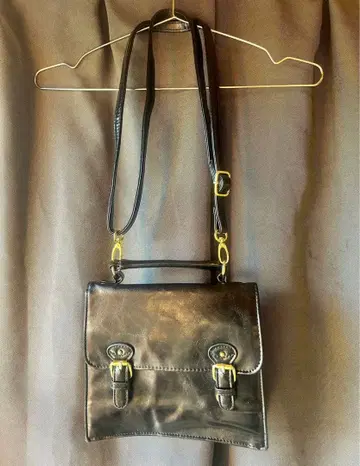 가죽 숄더백 BLACK